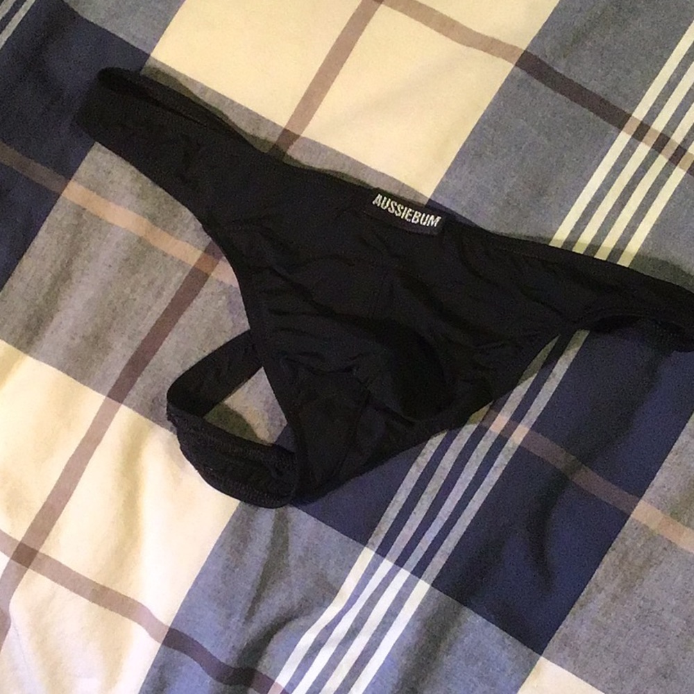 Aussiebum Thong